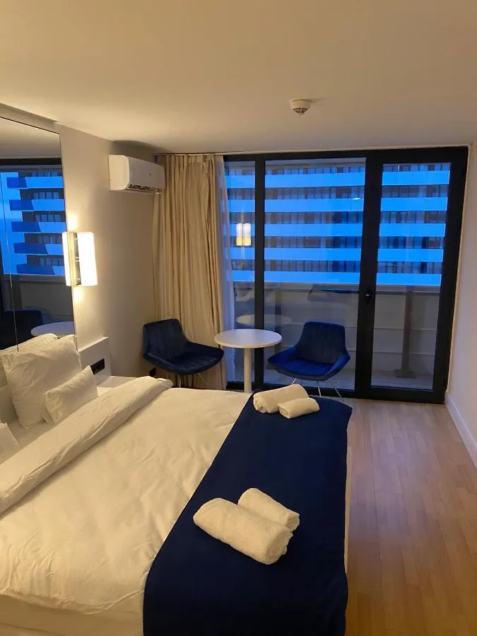 Orbi City Aparthotel Грузия