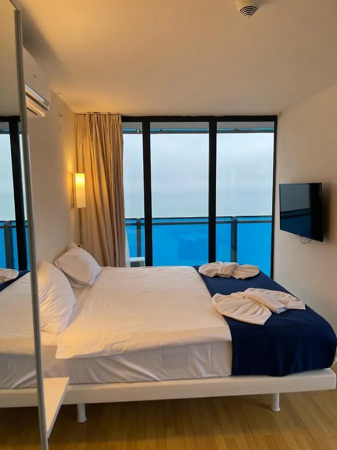 ***** Апартаменты Orbi City Aparthotel Грузия