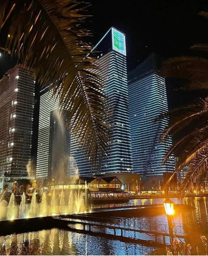 Orbi City Aparthotel Батуми