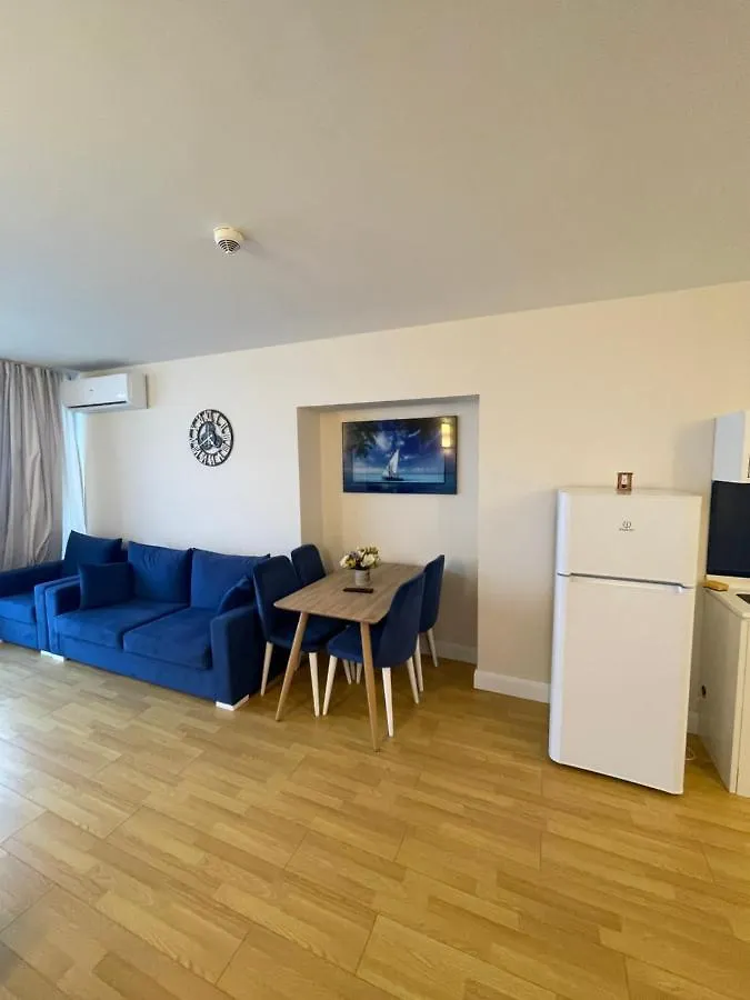 Orbi City Aparthotel 5*, Батуми
